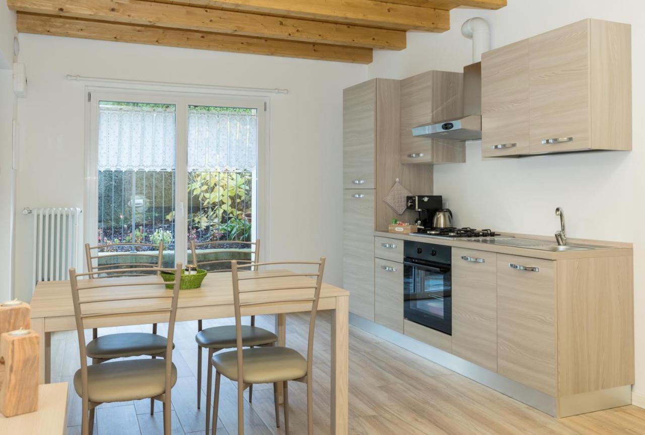 Residenze Lariane Lägenhet Colico Exteriör bild